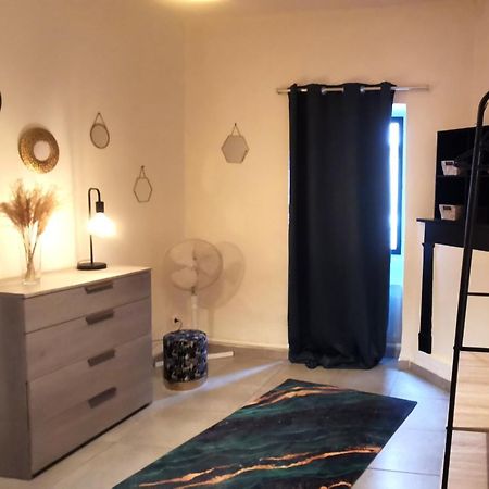 Appartement En Plein Coeur De Macon H Esterno foto